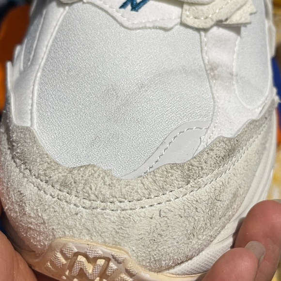 New Balance White Cream Interior Label Sneakers - Picture 11 of 12